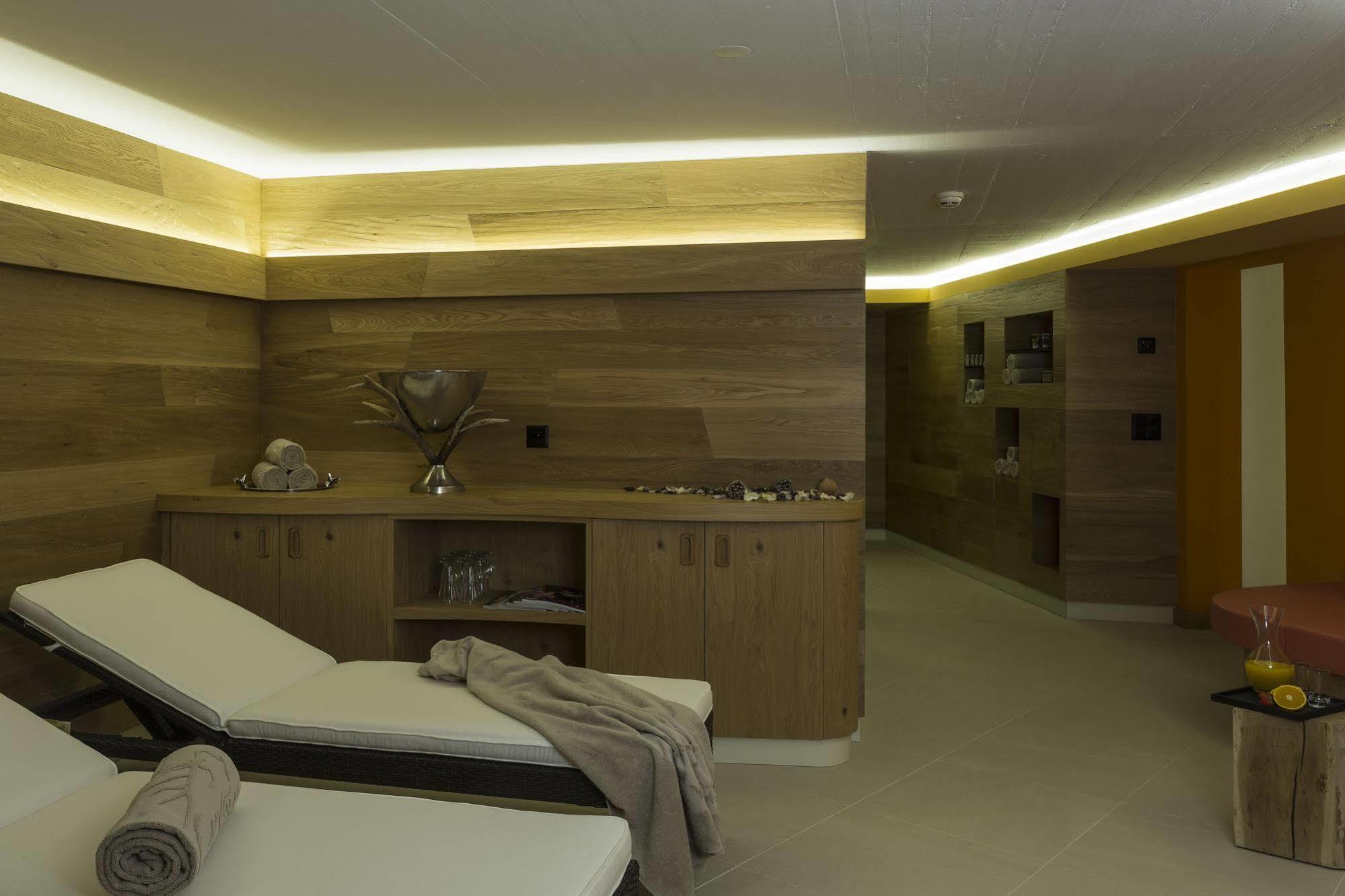 Hotel Cervo 3*